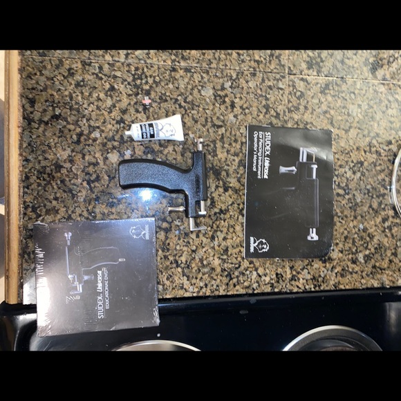 Ear piercing kit - Picture 2 of 8